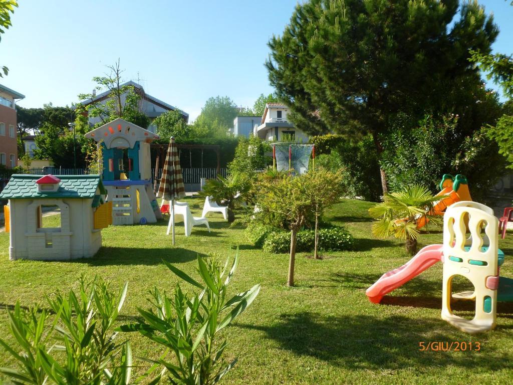Villa Liliana チェルヴィア エクステリア 写真